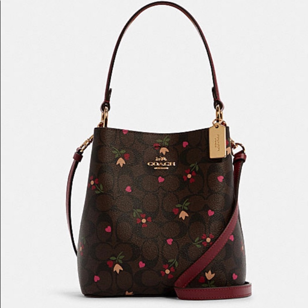Small Town Bucket Bag Canvas Heart with Heart Petal Print. Color:Gold/BrownMulti